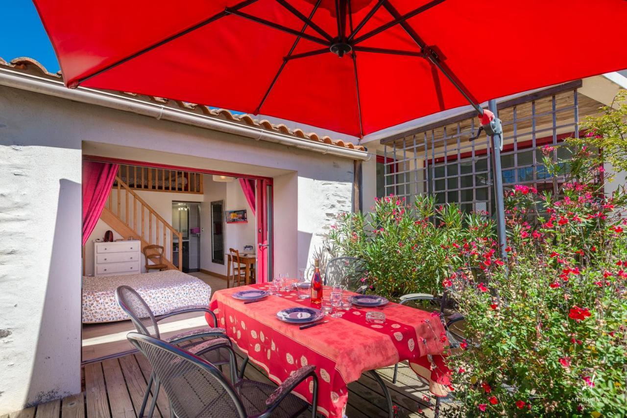La Chevrerie Bed & Breakfast Vaire Exterior photo